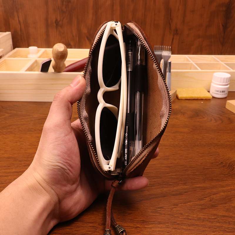 革ペンケース 味わい深いヌメ革ペンケース