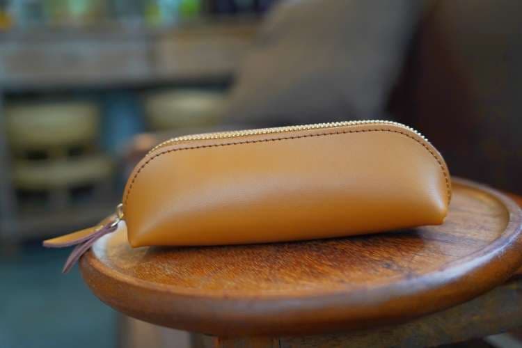 革ペンケース 上質な本革製ペンケース